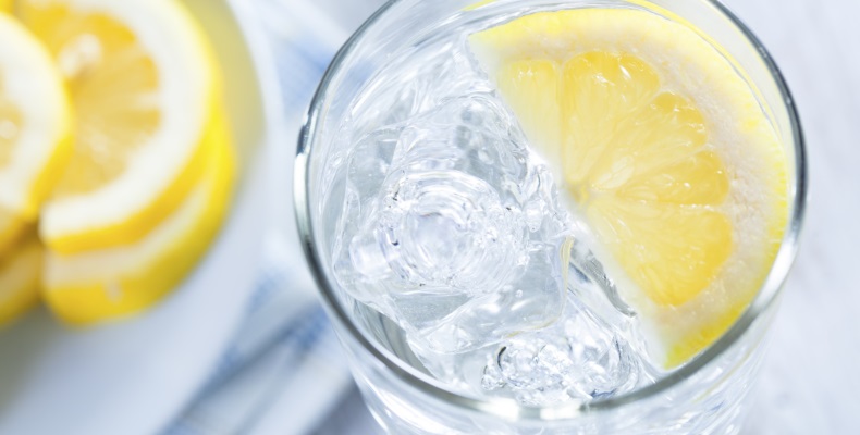 Можно ли утром пить воду с лимоном